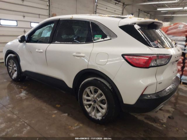 2021 FORD ESCAPE 1FMCU9G68MUB06173 Photo 2