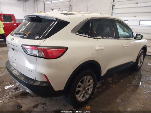 2021 FORD ESCAPE 1FMCU9G68MUB06173 Photo 3