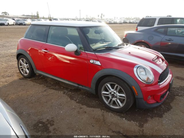 2011 MINI COOPER S WMWSV3C50BTY16238