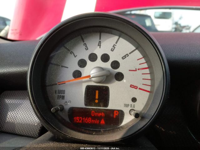 2011 MINI COOPER S WMWSV3C50BTY16238 Photo 6