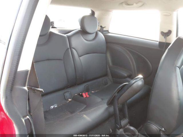 2011 MINI COOPER S WMWSV3C50BTY16238 Photo 7