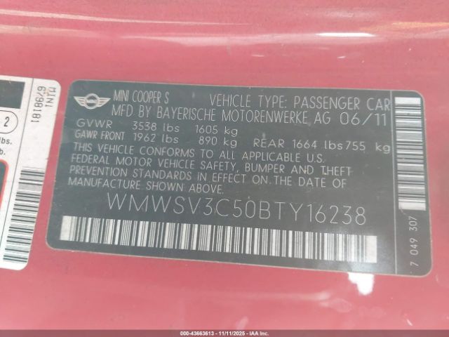 2011 MINI COOPER S WMWSV3C50BTY16238 Photo 8