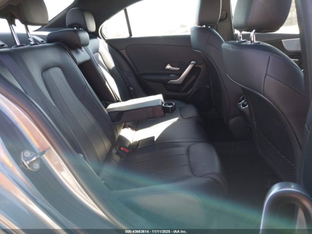 2022 MERCEDES-BENZ A 220 W1K3G4EB2NJ364275 Photo 7