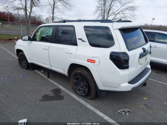 2024 TOYOTA 4RUNNER JTERU5JR3R6293291 Photo 2