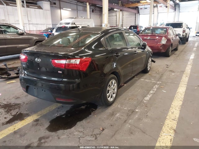 KIA RIO LX 2015 KNADM4A35F6432771 Image 4