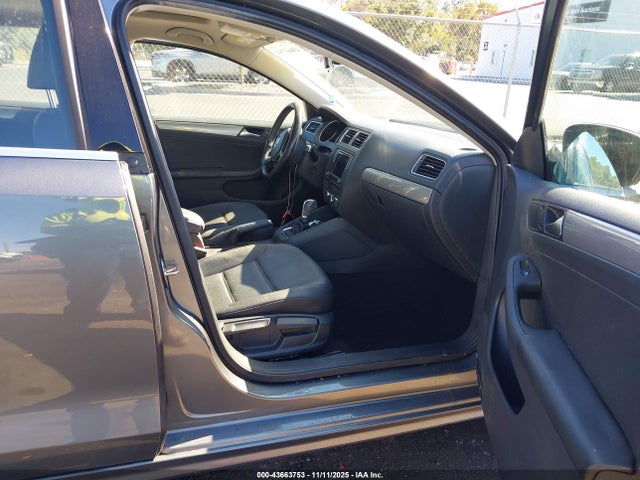 Aukcja sprzedaży 2017 Volkswagen Jetta 1.4t Se, vin: 3VWDB7AJXHM206296, numer aukcji: 43663753
