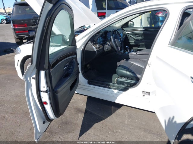 2015 BMW 535I WBA5B1C5XFG127834 Photo 4