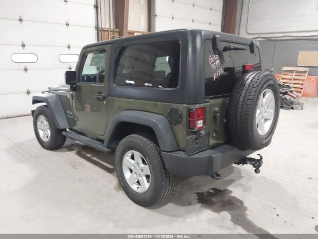 2015 JEEP WRANGLER 1C4AJWAG1FL635431 Photo 2