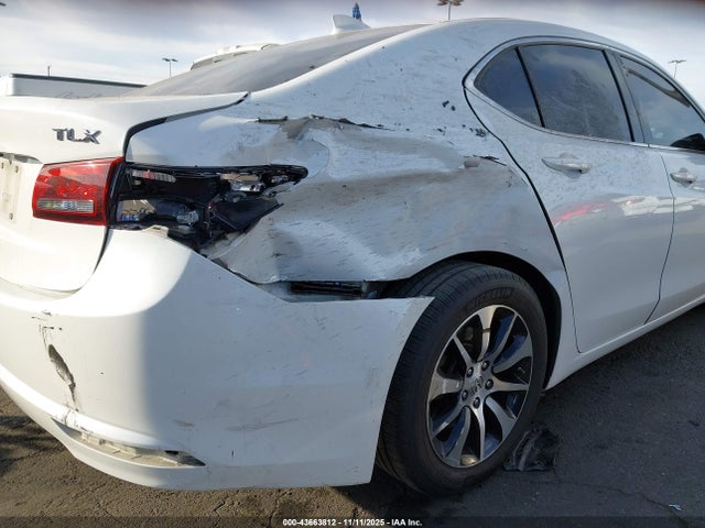 Acura TLX 2015 19UUB1F3XFA028542 Image 17