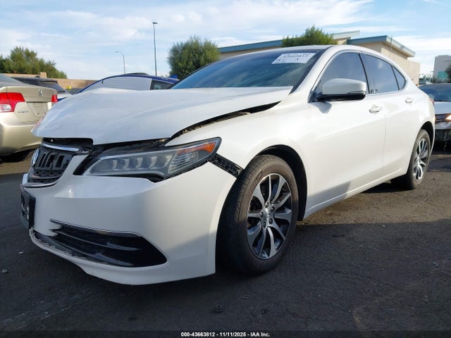Acura TLX 2015 19UUB1F3XFA028542 Image 2