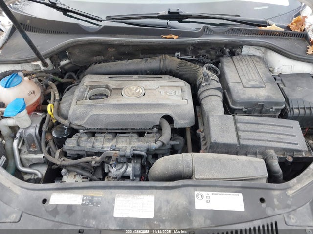 2015 VOLKSWAGEN EOS WVWFW8AH0FV003052 Photo 9