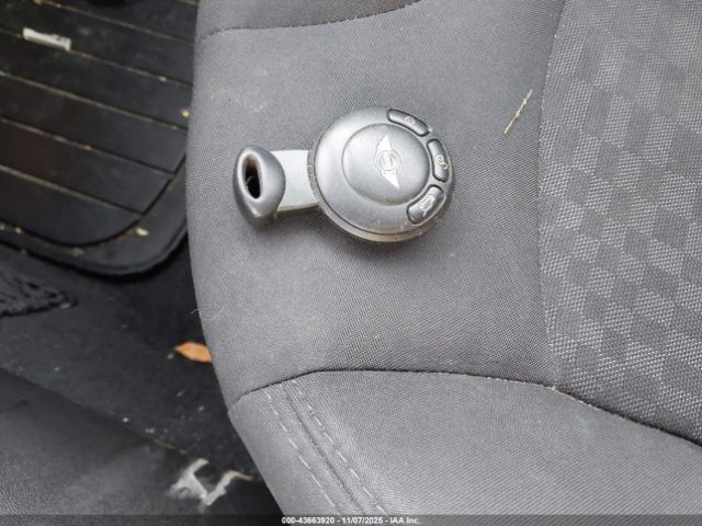 2009 MINI COOPER S WMWMF73529TW82534 Photo 10