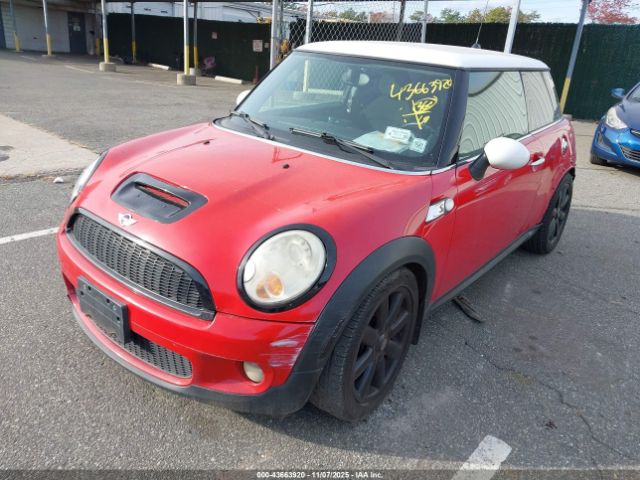 2009 MINI COOPER S WMWMF73529TW82534 Photo 1