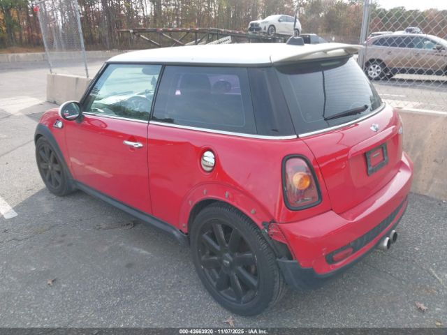 2009 MINI COOPER S WMWMF73529TW82534 Photo 2