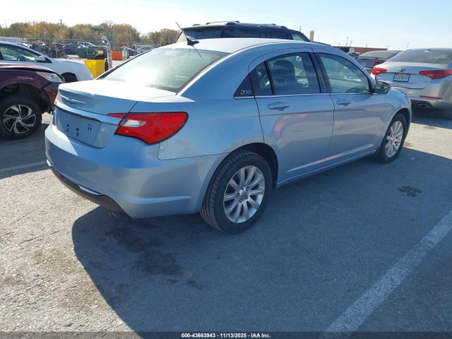 2012 CHRYSLER 200 1C3CCBBG7CN189655 Photo 3