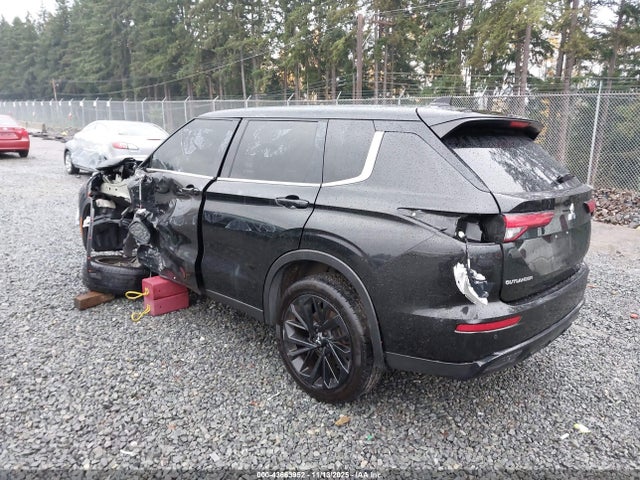 2022 MITSUBISHI OUTLANDER JA4J4UA83NZ066835 Photo 2