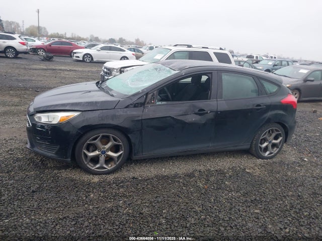 1FADP3K20GL388228 Ford FOCUS SE