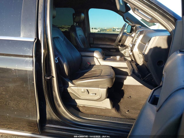 1FMJU1KT1JEA05200 Ford Expedition Limited