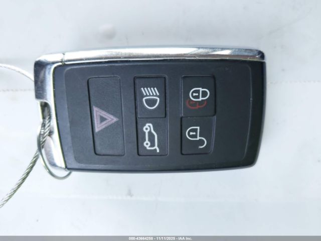 2020 JAGUAR E-PACE SADFK2FX7L1013206 Photo 10