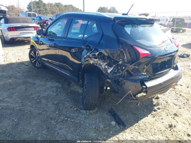 2020 NISSAN KICKS 3N1CP5DV1LL536820 Photo 2