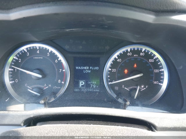 5TDZKRFH2GS131831 Toyota Highlander Le Plus V6