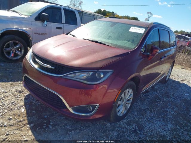 2018 CHRYSLER PACIFICA 2C4RC1BG9JR119610 Photo 1