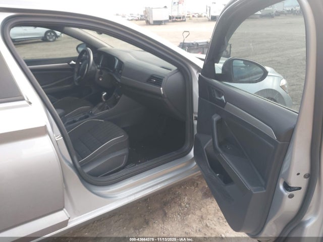 Продаж на аукціоні авто 2023 Volkswagen Jetta 1.5t Sport, vin: 3VWAM7BU6PM003359, номер лоту: 43664375