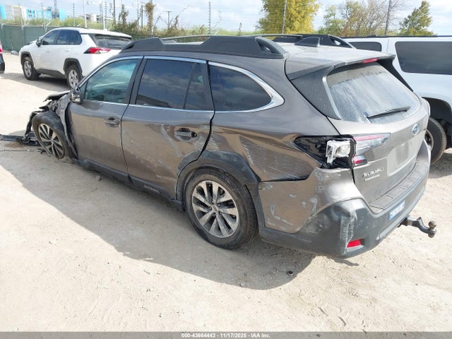 4S4BTADCXR3256583 Subaru Outback Premium