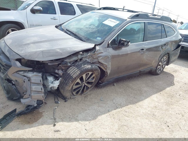 4S4BTADCXR3256583 Subaru Outback Premium