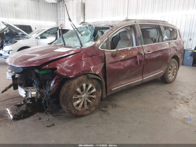 2017 CHRYSLER PACIFICA 2C4RC1BG7HR518963 Photo 1