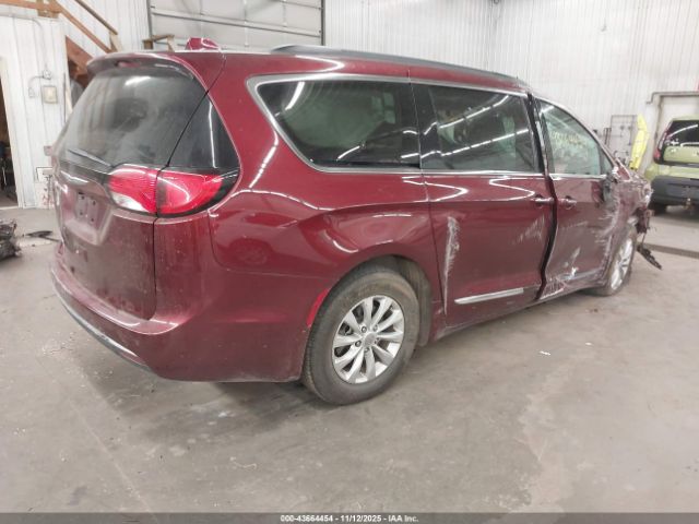 2017 CHRYSLER PACIFICA 2C4RC1BG7HR518963 Photo 3