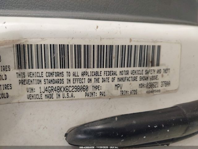 2006 JEEP GRAND CHEROKEE 1J4GR48KX6C298060 Photo 8