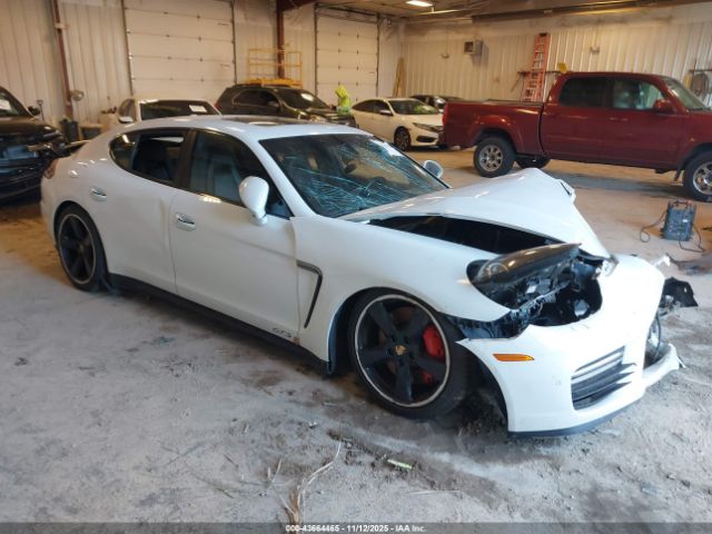 2016 PORSCHE PANAMERA WP0AF2A70GL080368