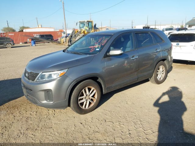 2014 KIA SORENTO 5XYKT3A67EG477398 Photo 1