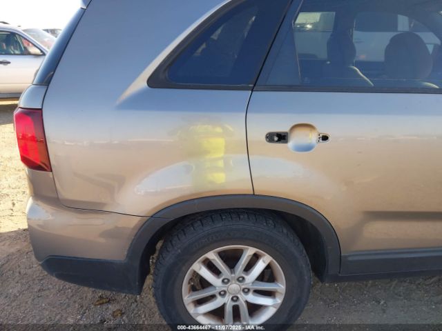 2014 KIA SORENTO 5XYKT3A67EG477398 Photo 5