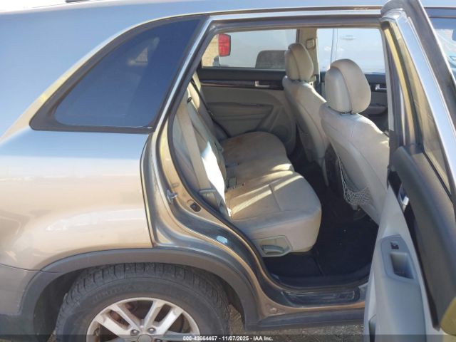 2014 KIA SORENTO 5XYKT3A67EG477398 Photo 7