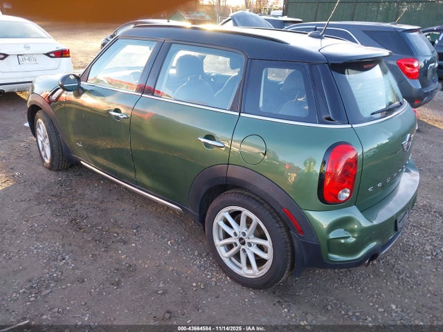 2015 MINI COUNTRYMAN WMWZC5C50FWP48673 Photo 2
