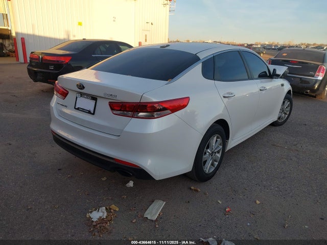 KNAGT4L33H5157360 KIA Optima Lx