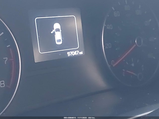 KNAGT4L33H5157360 KIA Optima Lx