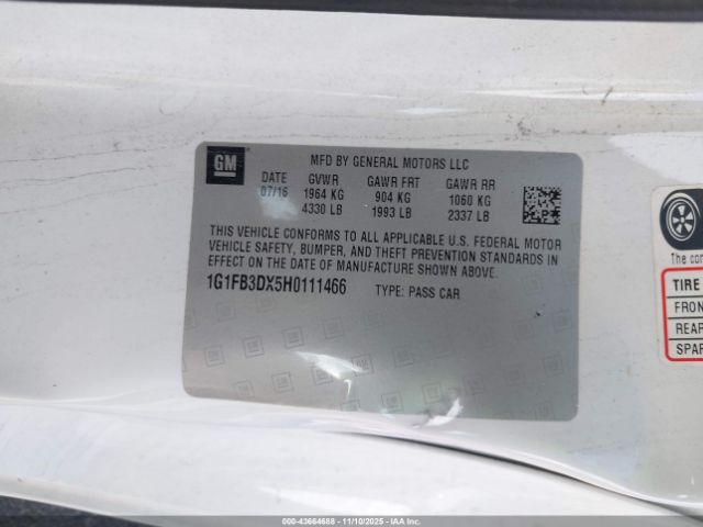 2017 CHEVROLET CAMARO 1G1FB3DX5H0111466 Photo 8