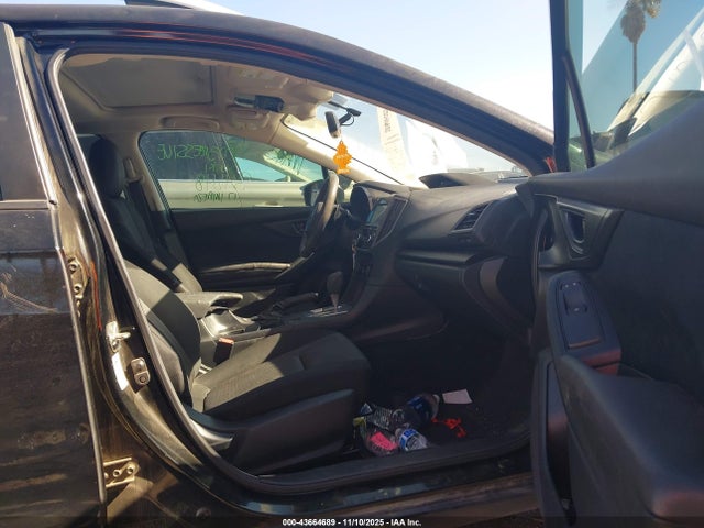Subaru Impreza 2.0i Premium 2017 4S3GTAD67H3700151 Image 5
