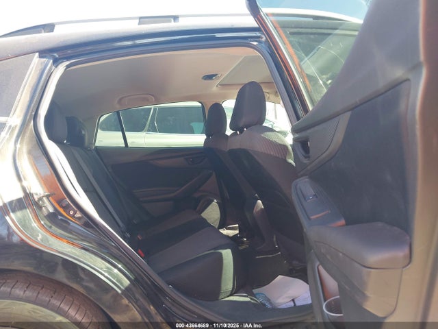 Subaru Impreza 2.0i Premium 2017 4S3GTAD67H3700151 Image 8