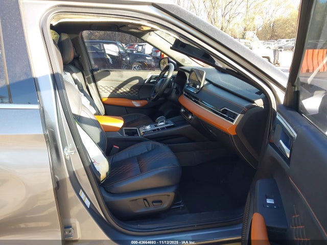 2022 MITSUBISHI OUTLANDER JA4J4VA89NZ016155 Photo 4