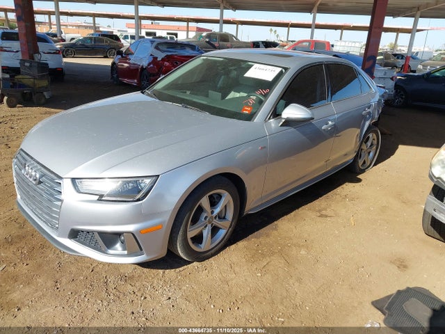 2019 AUDI A4 WAUDNAF45KA043245 Photo 1