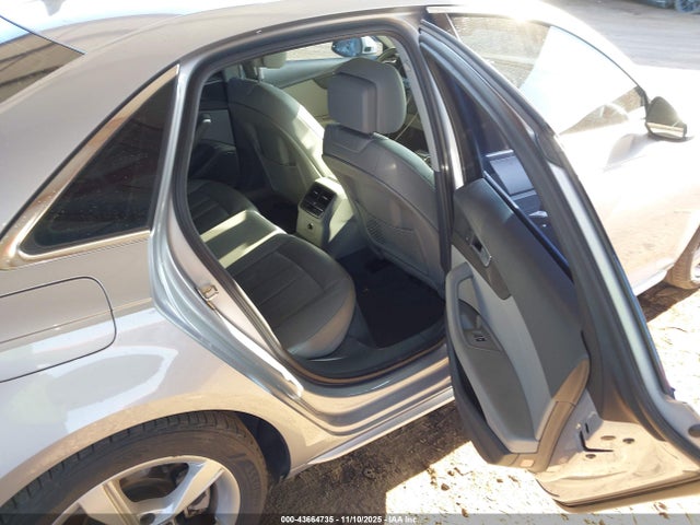 2019 AUDI A4 WAUDNAF45KA043245 Photo 7