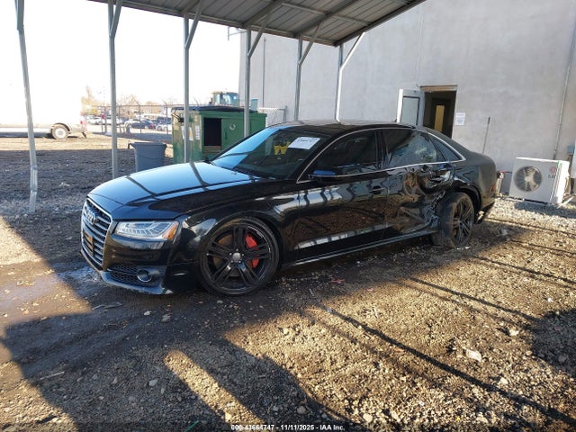 2016 AUDI A8 L WAU43AFD4GN021100 Photo 1
