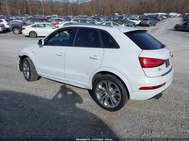 2018 AUDI Q3 WA1BCCFS9JR013704 Photo 2