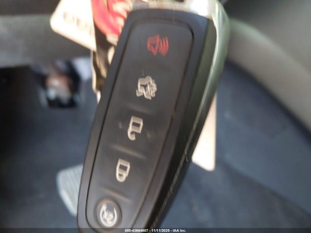 2017 FORD ESCAPE 1FMCU9J9XHUE35935 Photo 10