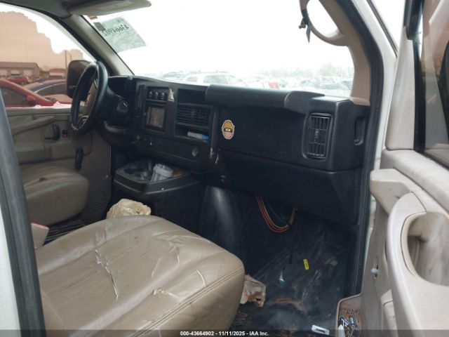 2013 CHEVROLET EXPRESS 2500 1GCWGGCAXD1131102 Photo 4