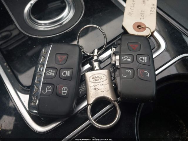 2017 JAGUAR XE SAJAD4BG8HA972737 Photo 10